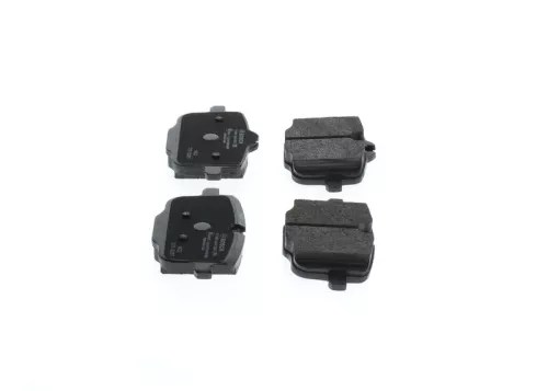 BOSCH Brake Pad Set, disc brake (0986424922)