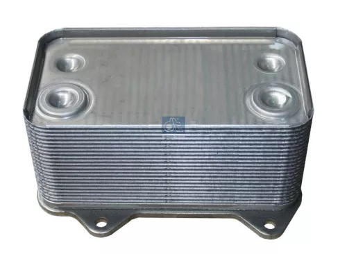 DT Spare Parts Oil Cooler, engine oil (5.45000)