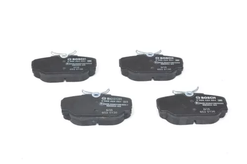 BOSCH Brake Pad Set, disc brake (0986424564)