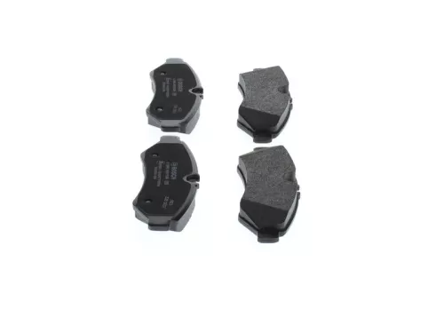 BOSCH Brake Pad Set, disc brake (0986460026)