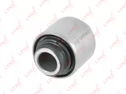 LYNXAUTO Silentblock (B8062)
