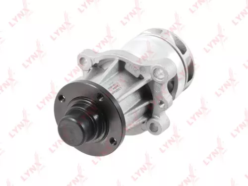 LYNXAUTO Water pump (CW-0033)
